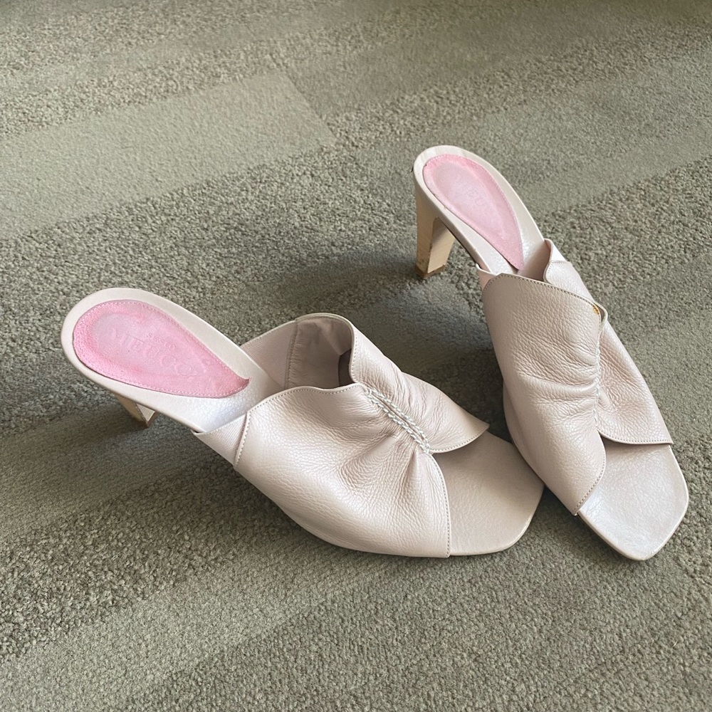 Sesto Meucci pink sandal, 3 inch heel, size 8.5